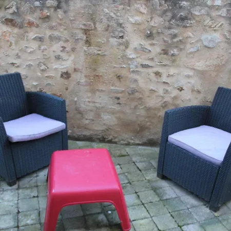 Holiday home Gite Desertines, 4 Pieces, 8 Personnes - Fr-1-489-365 Desertines (Allier)